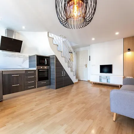 Ct 252 - Faro's Citylights - Amazing Roof Terrace Appartement